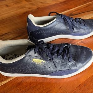 Wonen”s navy leather puma sneakers